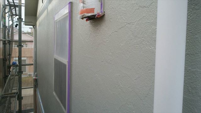 外壁の下塗り完了です