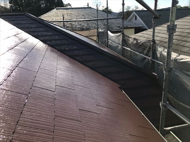 屋根の上塗り塗装、完了