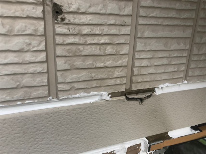 サイディング外壁、破損