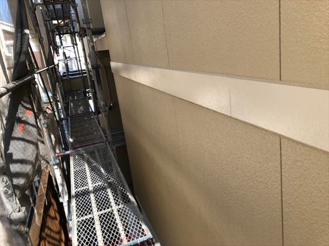 春日井市高森台で、低汚染性シリコン塗料で外壁塗装工事が完成です